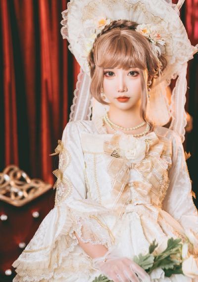 女野人艳史无删减版