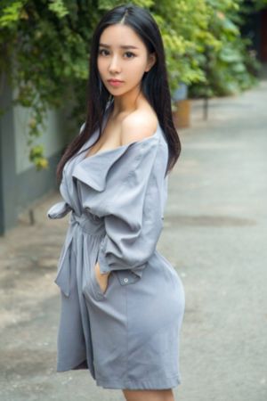 天师斗僵尸 女鬼